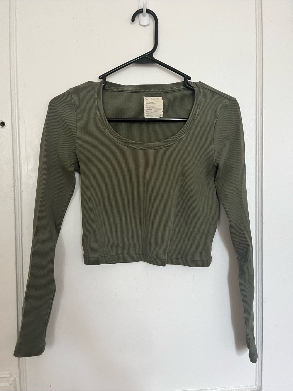 Ribbed Long Sleeve Crop Top